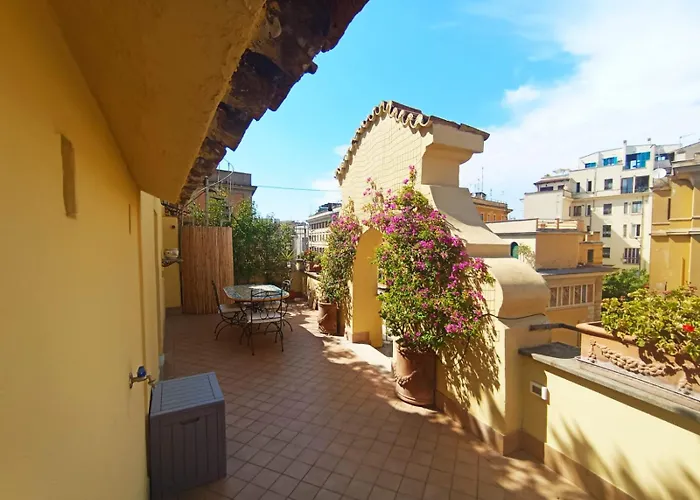 Vatican Penthouse - Terrace With View